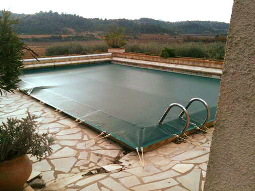 Bâche de protection et d'hivernage de piscine en PVC Précontraint® 705 photo 3