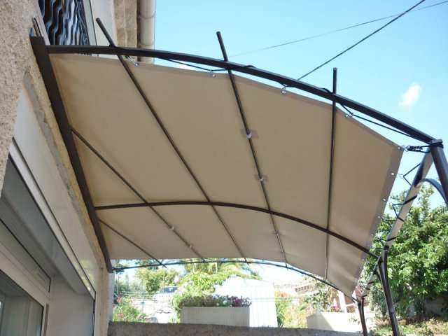 Pergola Toile 9m amovible PVC précontraint Ferrari 705 et Soltis 92 (4)