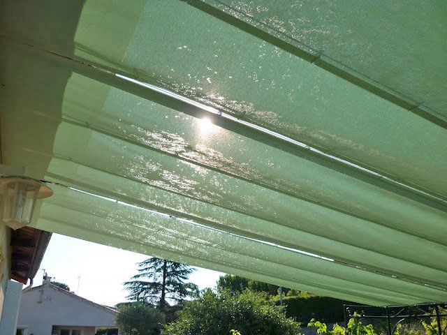 Pergola Toile montée sur vélums précontraint Ferrari Soltis 92 (2)