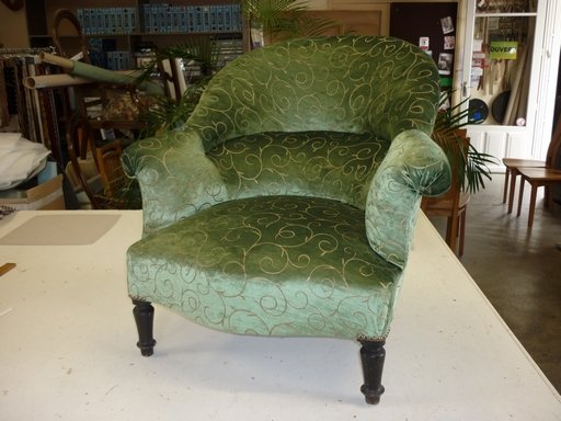 Tapisserie fauteuil crapeau (3)