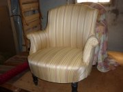 Tapisserie fauteuil crapeau (1)