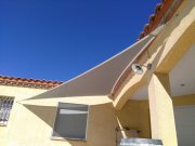 Voile d'ombrage triangulaire Serge Ferrari Soltis Perfom 92 (3) pointe alu